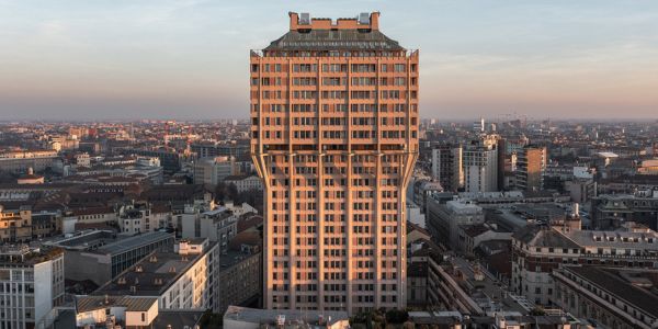 Alla Torre Velasca di Milano arrivano i consulenti di Allianz Bank
