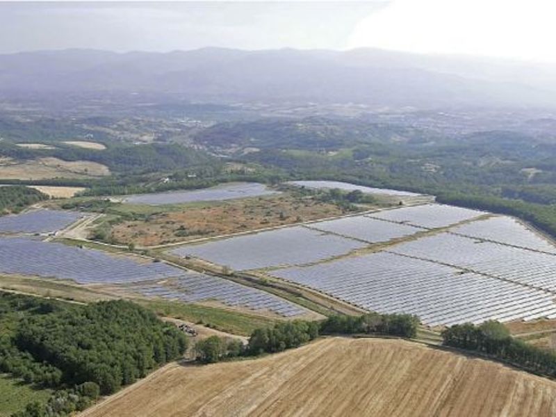 Mediocredito Italiano rifinanzia con 33 milioni il portafoglio fotovoltaico di EOS Sicav