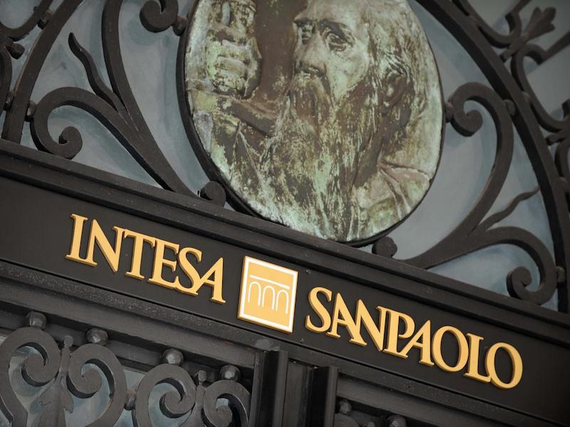 Intesa Sanpaolo colloca obbligazioni covered bond per 1 miliardo
