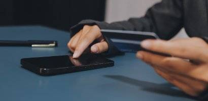 Credito digital per gli under 30: cresce la domanda per BNPL e prestiti