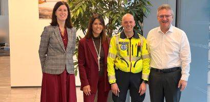 Volksbank dona un veicolo elettrico a SEAS